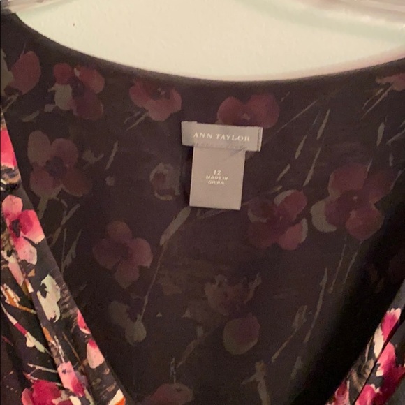 Pretty silk too with velvet sash - Picture 2 of 3